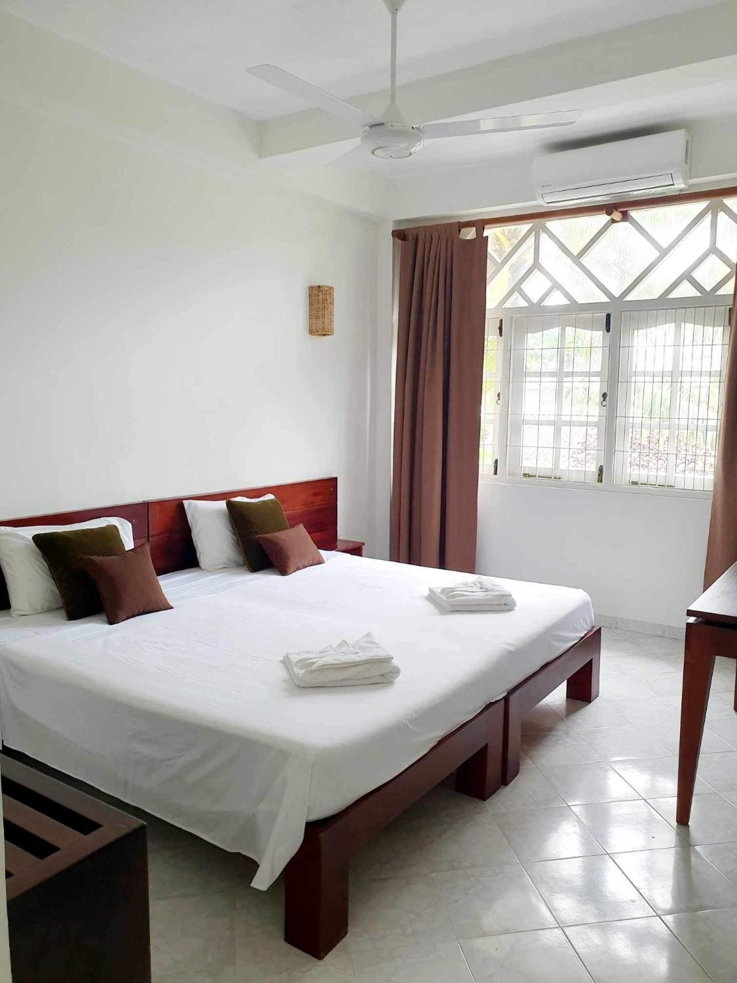 Mountbaylk Hotel Dehiwala-Mount Lavinia Bagian luar foto