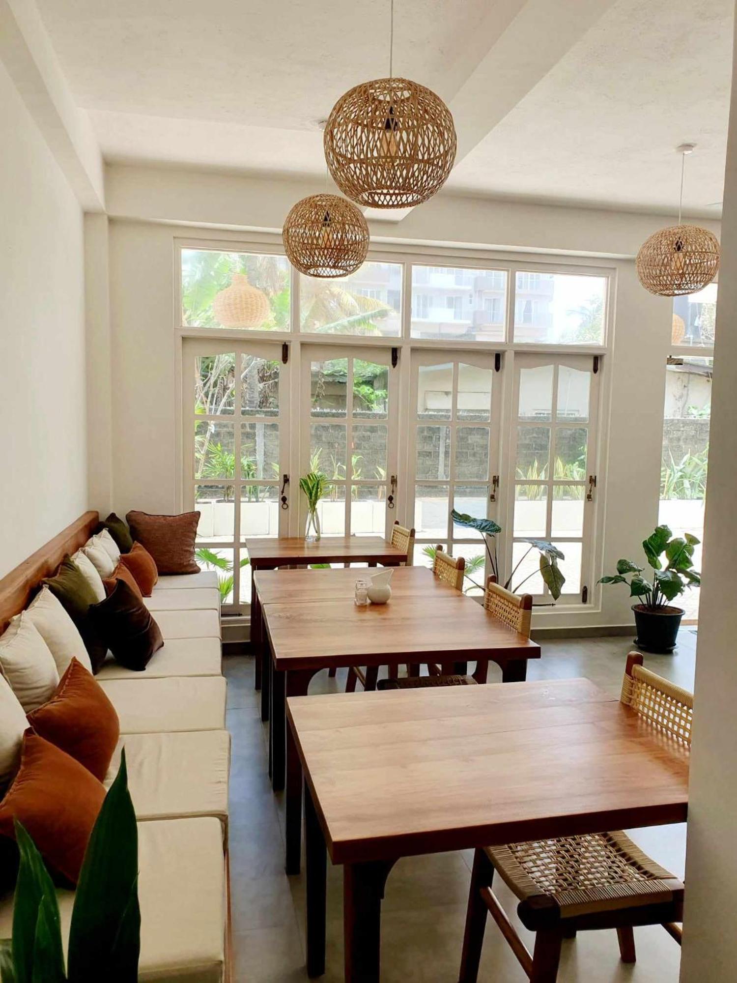 Mountbaylk Hotel Dehiwala-Mount Lavinia Bagian luar foto