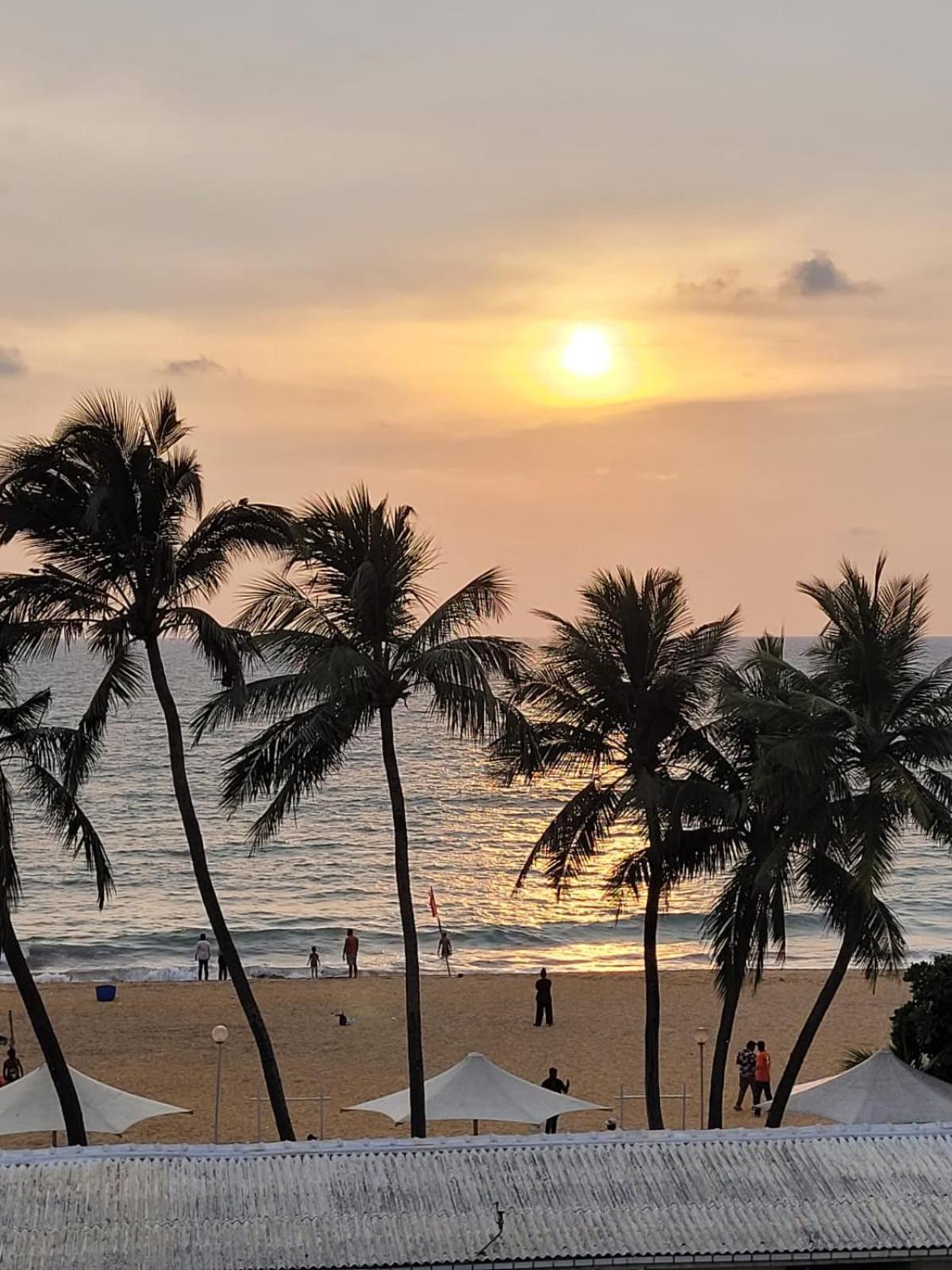 Mountbaylk Hotel Dehiwala-Mount Lavinia Bagian luar foto