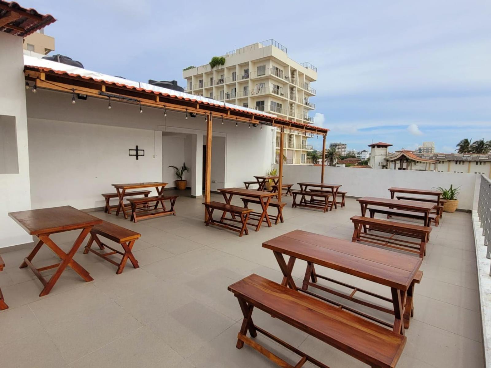 Mountbaylk Hotel Dehiwala-Mount Lavinia Bagian luar foto
