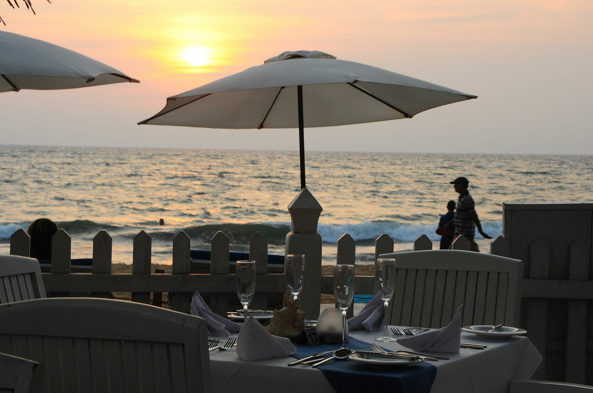Mountbaylk Hotel Dehiwala-Mount Lavinia Bagian luar foto
