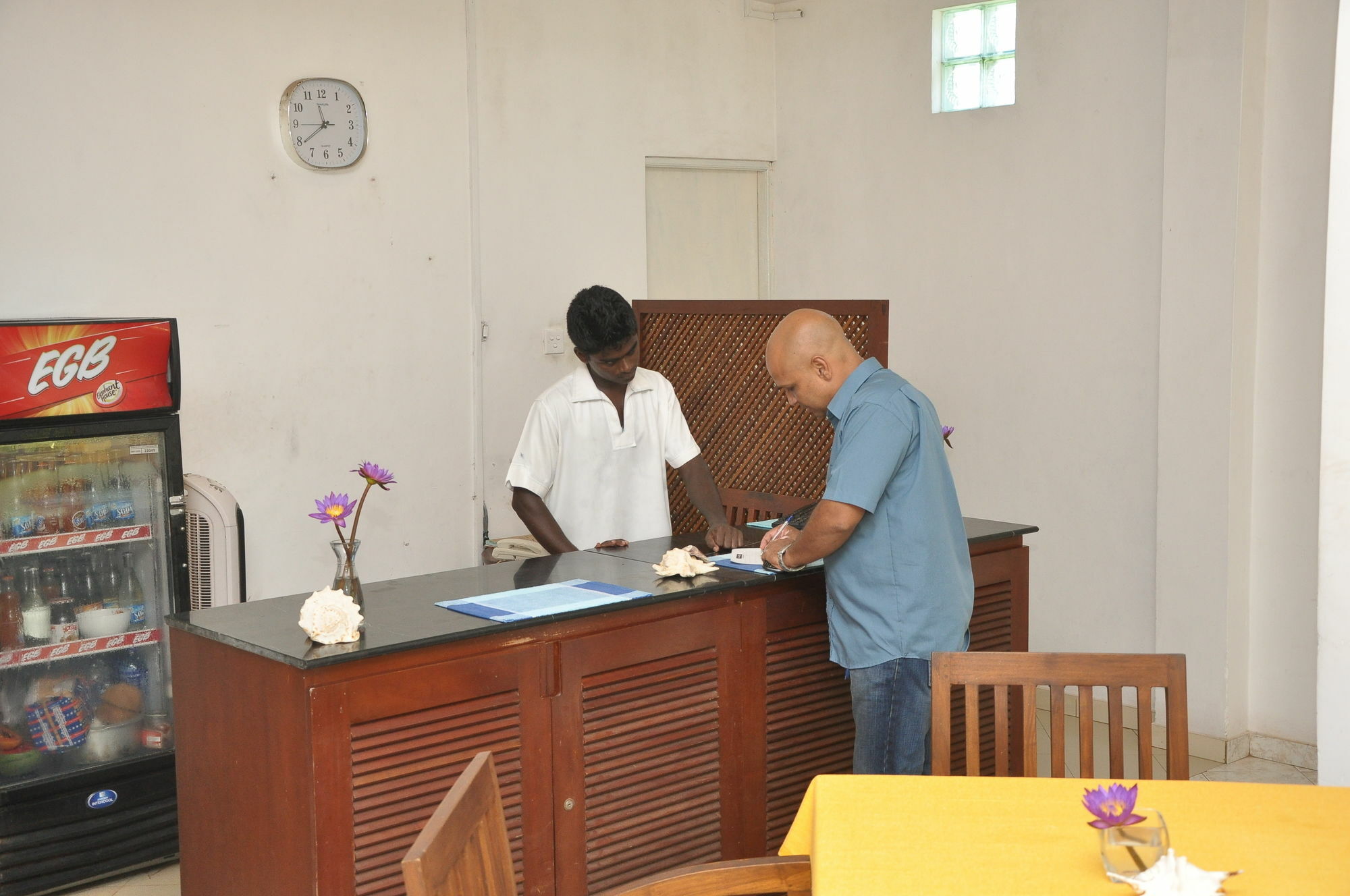 Mountbaylk Hotel Dehiwala-Mount Lavinia Bagian luar foto
